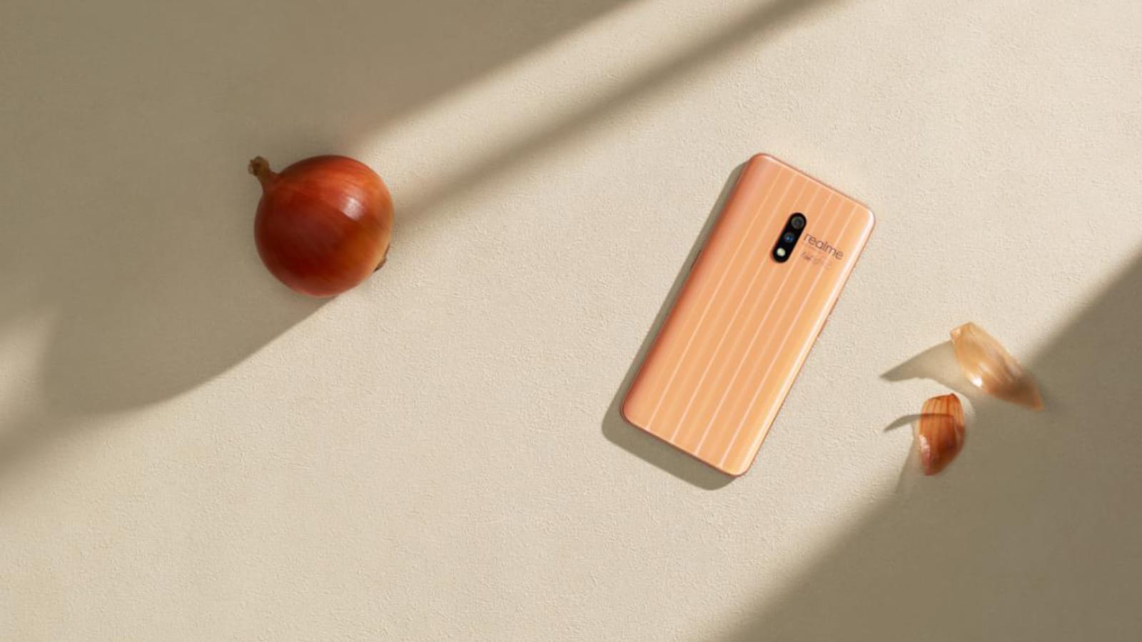 Zobacz smartfon z nagrodą Red Dot Design Award