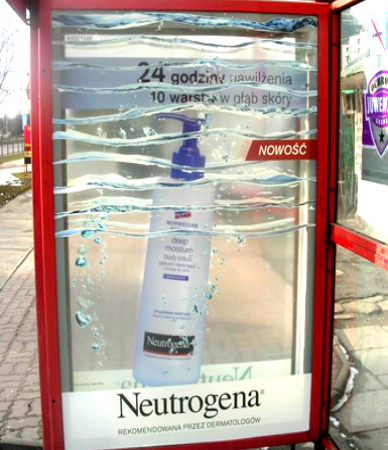 Neutrogena w kampanii OOH AMS 1269356419