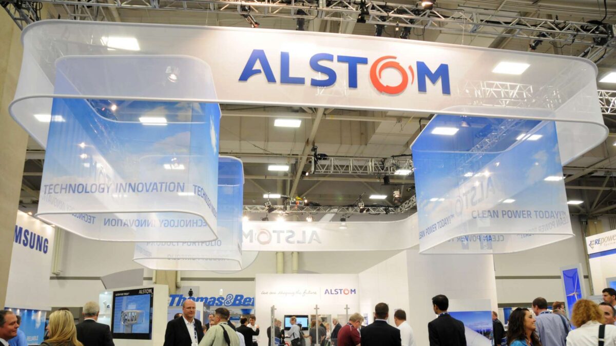 Fuzja z Mitsubishi? Alstom 43916 hi AlstomBooth2