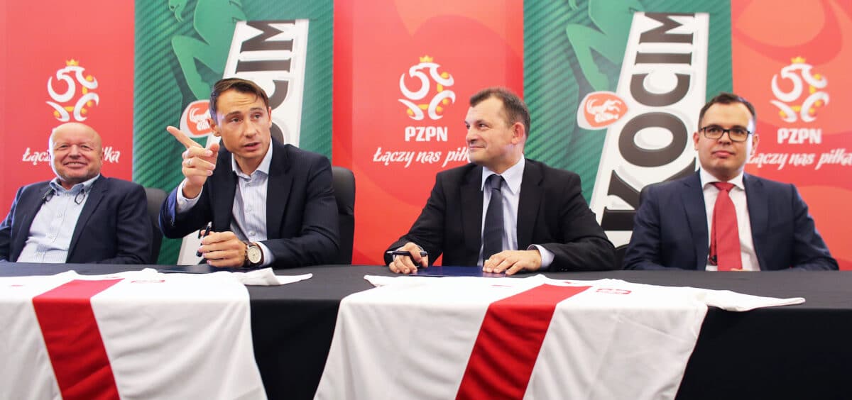 Nowy sponsor Piłkarskiej Reprezentacji Polski Carlsberg Mediarun Com Okocim