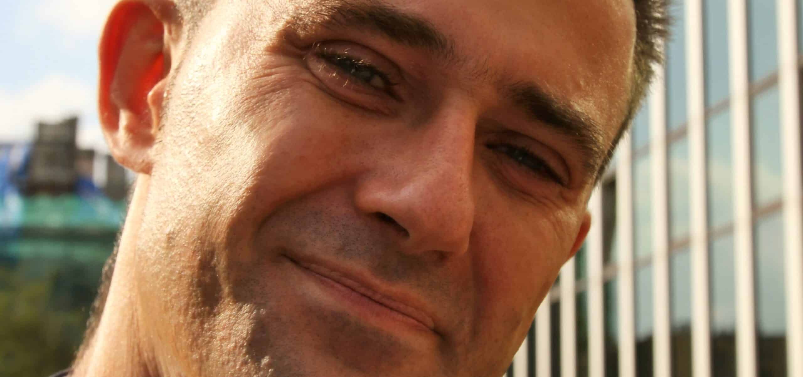 Nowy dyrektor departamentu E-Commerce w agencji Next awans Mediarun Com Paweł Wojciechowski scaled