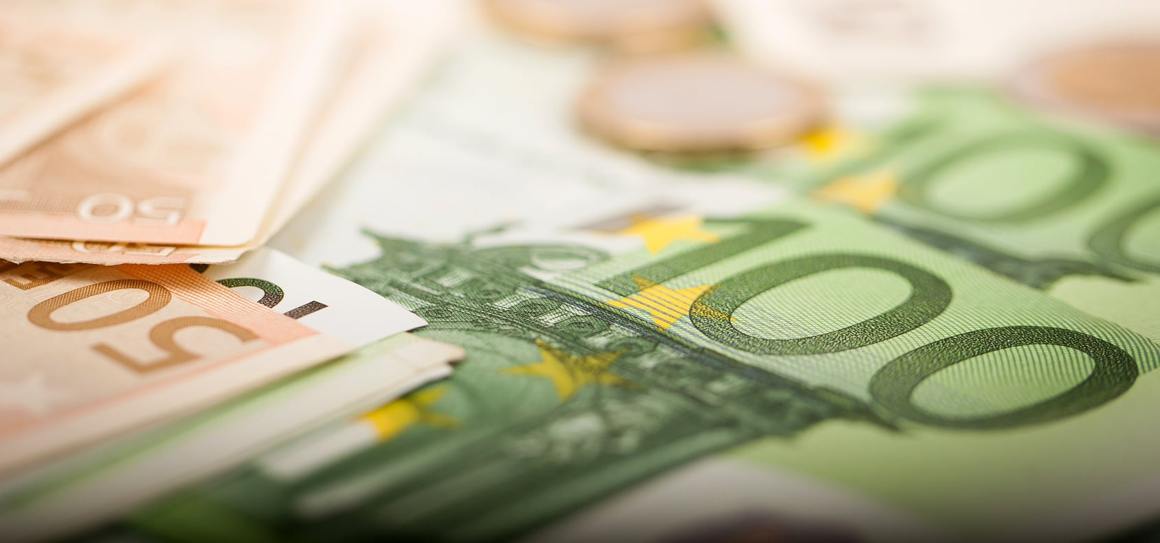 Reklamy w branży finansowej warte 336 mln zł IMM Mediarun Com pieniądze