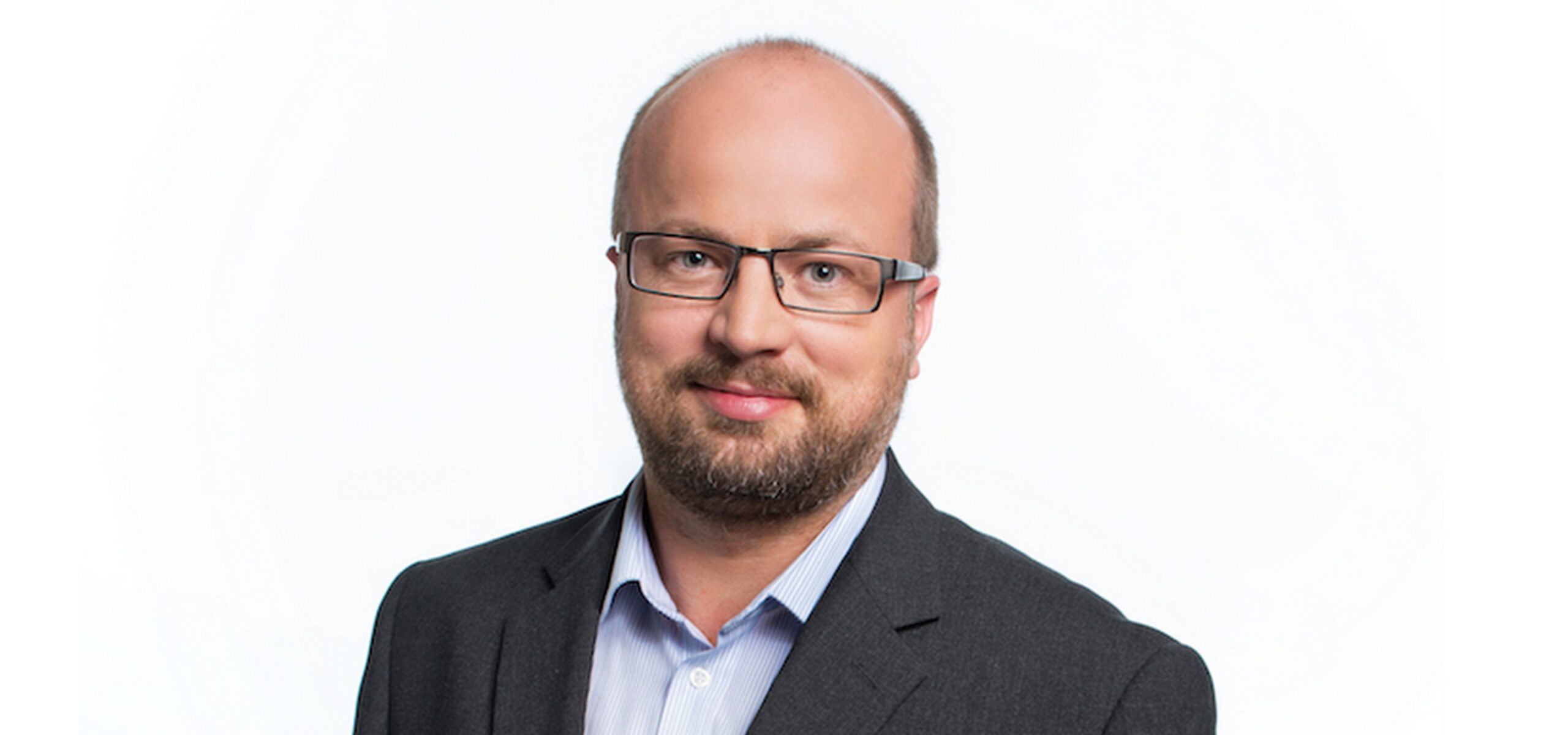 Nowy Dyrektor Generalny grupy Onet.pl RASP - Ringier Axel Springer Polska Mediarun Com Jonny Crowe onet scaled