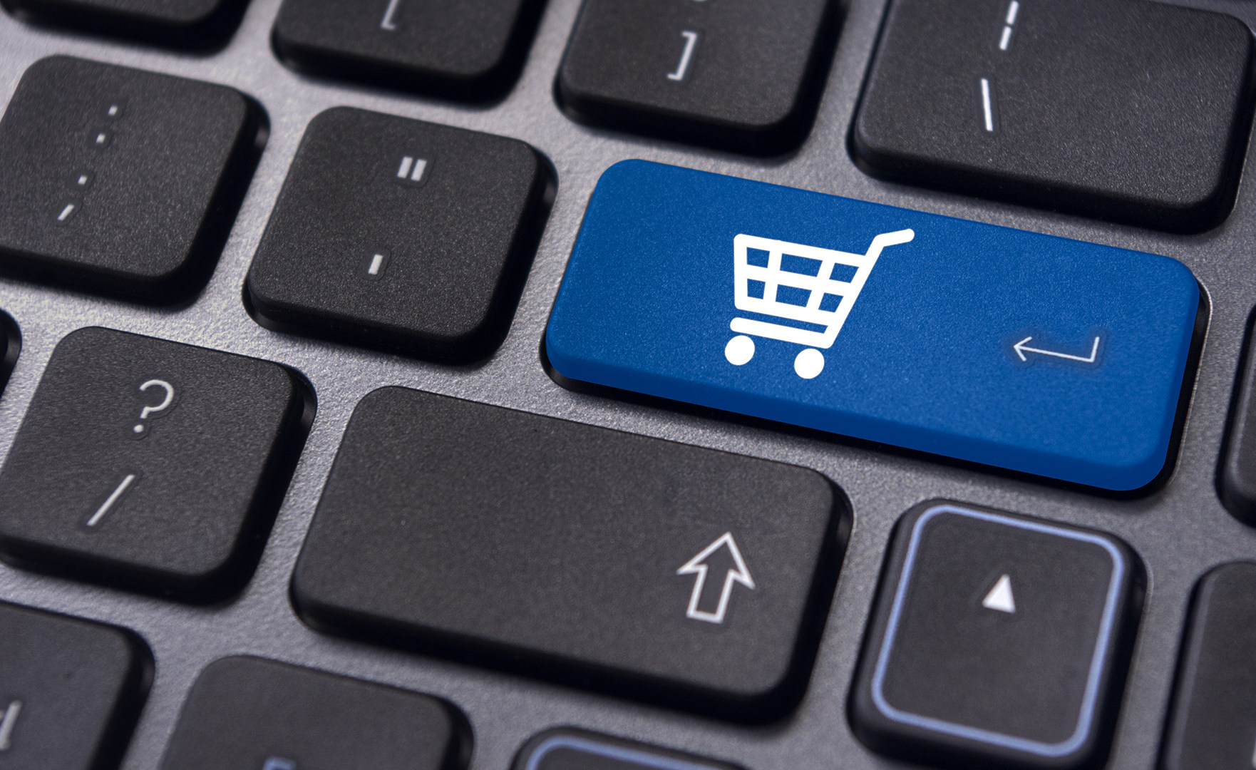 E-commerce wyprzedzi w 2015 r. tradycyjne sklepy ARC Rynek i Opinia mediarun com e commerce2