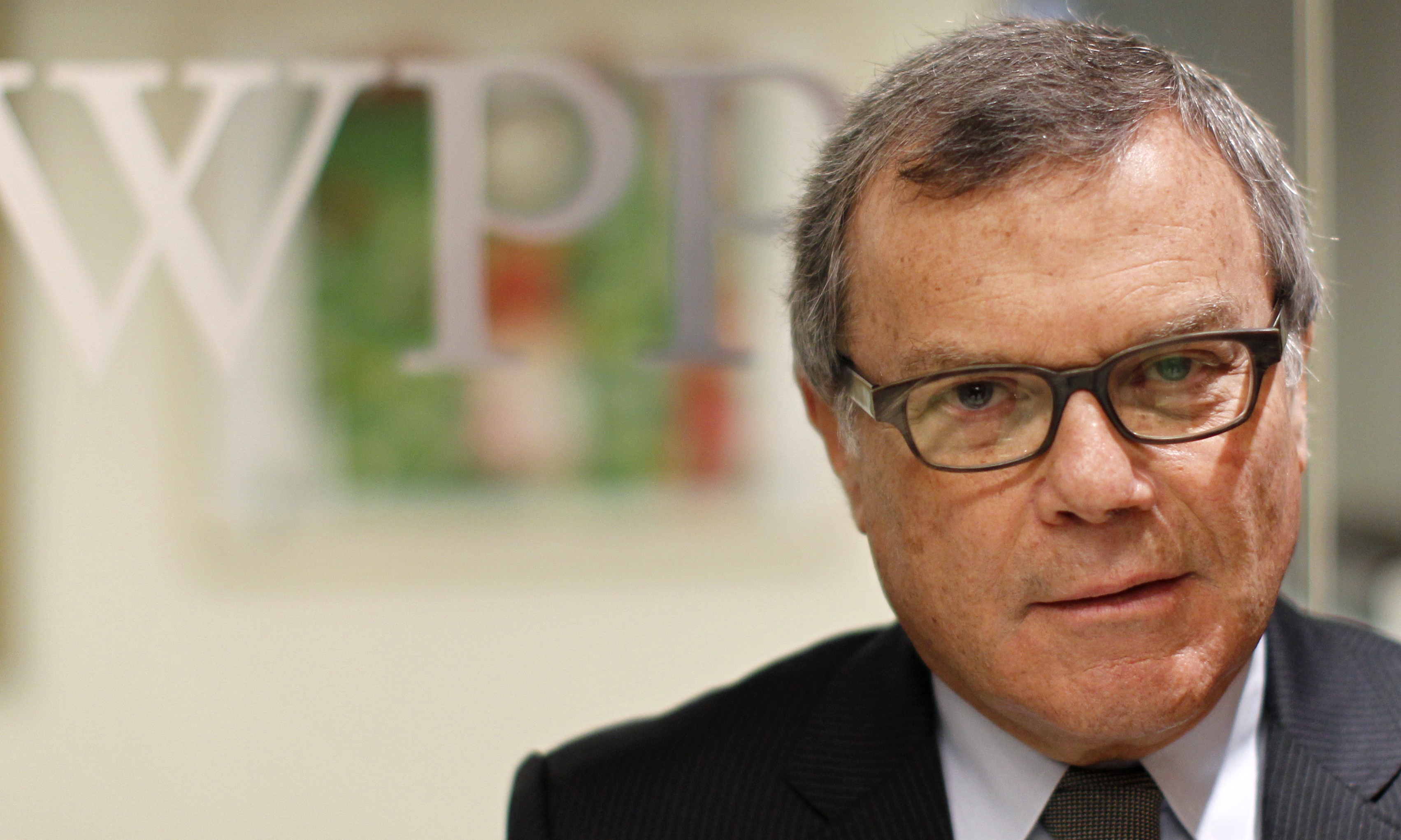 Martin Sorrell, chief executive officer of WPP group, poses outside the company's offices as part of the Reuters Global Media Summit in New York November 28, 2011. Sorrell, head of the world's largest advertising company, warned on Monday that the debt crisis gripping the euro zone was merely a sideshow to the United States which will face its own funding crunch in 2013. REUTERS/Brendan McDermid (UNITED STATES - Tags: MEDIA BUSINESS PORTRAIT HEADSHOT) - RTR2ULAR