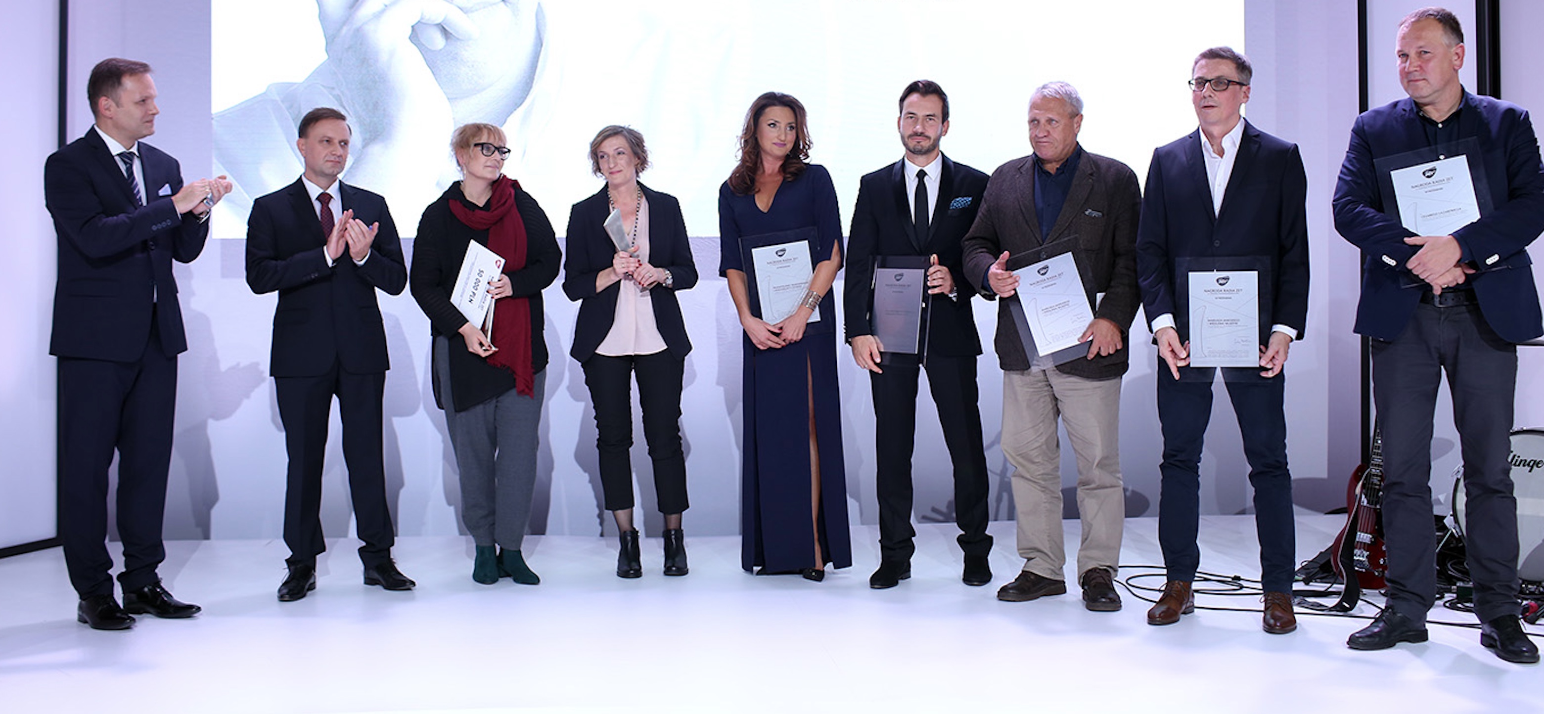 Dziennikarze "Wyborczej" i Polsatu z prestiżową nagrodą GAZETA WYBORCZA mediarun radiozet 2016 nagrodzeni