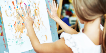 10 inspirujących MINIMALISTYCZNYCH reklam