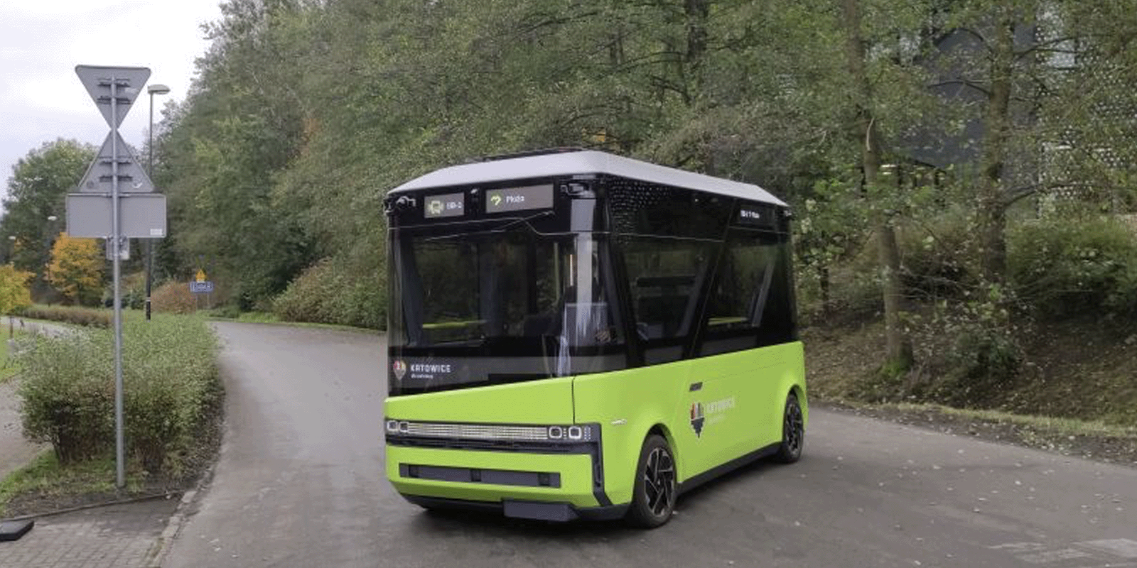 Pierwszy polski autonomiczny minibus elektryczny na ulicach Katowic Technologie MEDIARUN COM BUS AUTOMICZNY KATOWICE V2