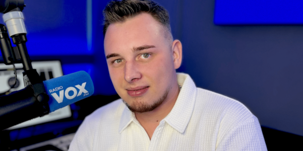 Radia VOX FM z  nowym prezenterem