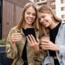 Rich Media - wszystko co musisz wiedzieć! AR MEDIARUN COM KOBIETY USMIECH TELEFON