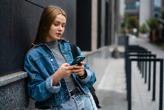 Mediarun.com - Marketing, AI, Digital, Trendy, Kariera MEDIARUN COM NASTOLATKA