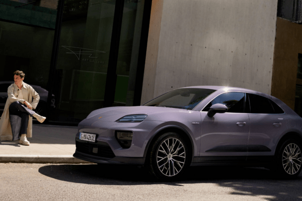 Porsche Polska wyłoniło agencję odpowiedzialną za całościową komunikację marki na polskim rynku. Zwycięzcą przetargu została agencja kreatywna GONG, należąca do największej niezależnej grupy komunikacyjnej w Polsce – Group One. Trzyletnia umowa obejmuje pełen zakres działań – od kampanii centralnych, przez komunikację sieci dealerskiej, po działania niestandardowe.