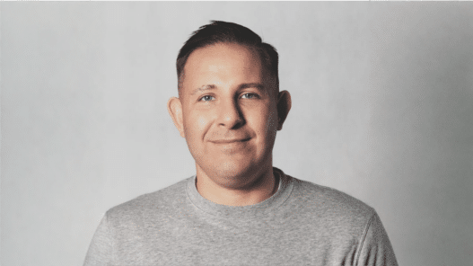 DECATHLON POLSKA zmienia struktury marketingowe. Znany CMO obejmuje nową rolę regionalną — poznaj szczegóły tej niespodziewanej kariery.