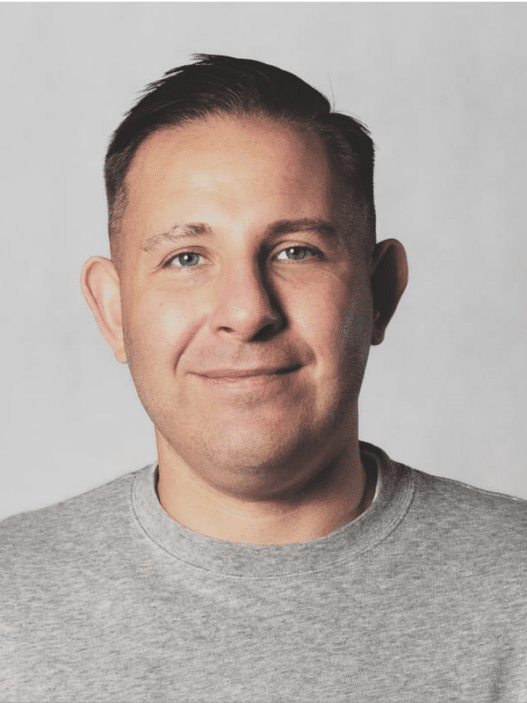 DECATHLON POLSKA zmienia struktury marketingowe. Znany CMO obejmuje nową rolę regionalną — poznaj szczegóły tej niespodziewanej kariery.