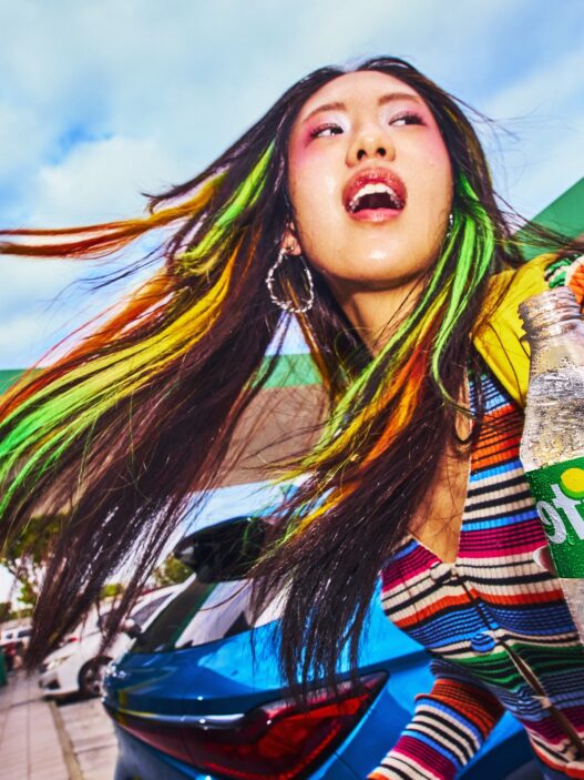 SPRITE lansuje globalną platformę It's That Fresh — nową tożsamość marki dla pokolenia Gen Z w ponad 180 krajach. Sprite Sound, powrót Lymona, NBA, DJ Mustard i kampania w Polsce.