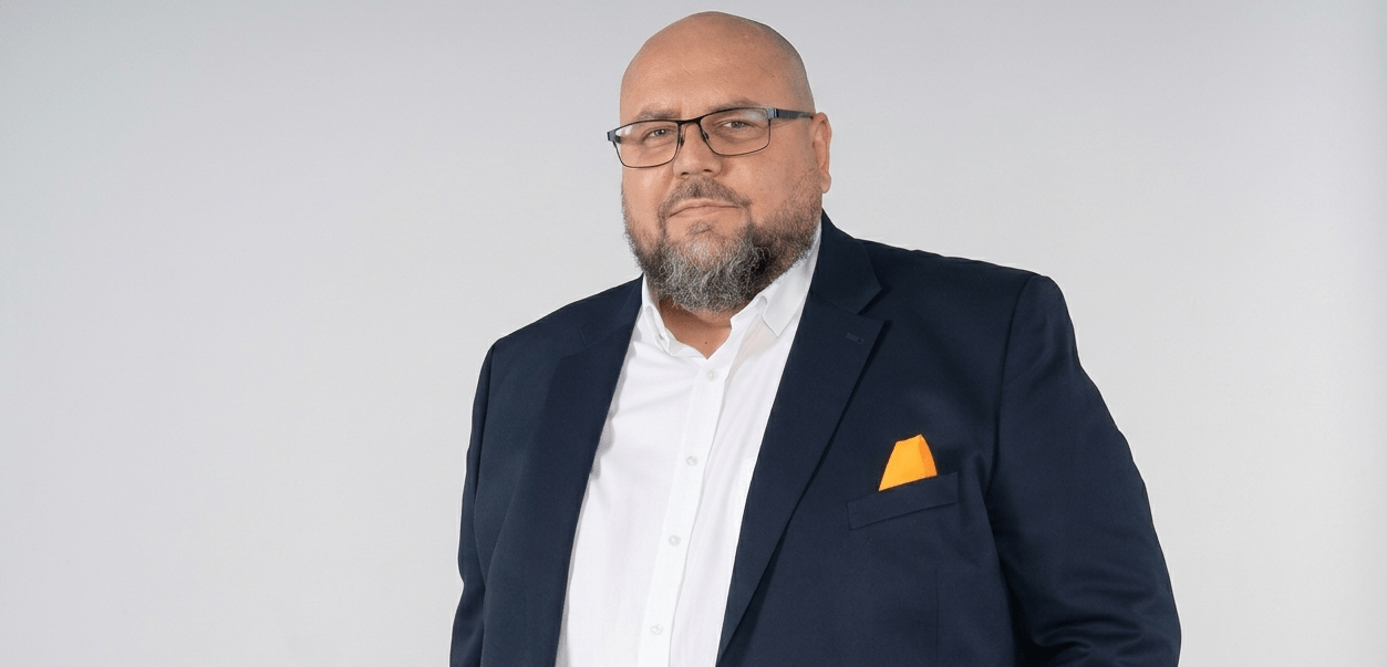 PR Calling wzmacnia zespół i kompetencje LinkedIn. Do agencji PR Calling dołącza Bartek Ziemiański. Dowiedz się, jak PR Calling łączy komunikację, social selling i zarządzanie reputacją marek w środowisku modeli językowych AI.