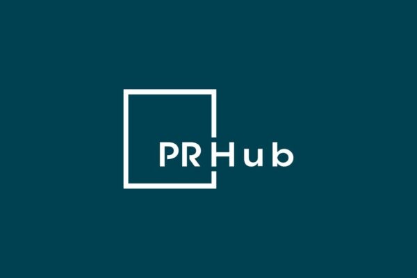 Warszawska agencja PR Hub po raz kolejny wygrała przetarg Fundacji Orange na kompleksową obsługę komunikacyjną flagowego programu edukacyjnego MegaMisja. To kolejny dowód na to, że na wysoce konkurencyjnym rynku przetargów PR zaufanie buduje się nie deklaracjami, lecz powtarzalnymi wynikami.