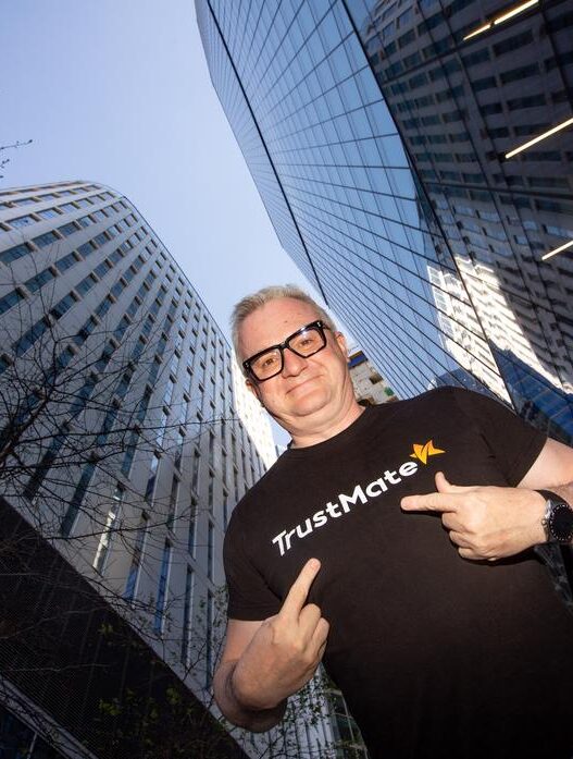 TrustMate.io – lider w Polsce i Europie Środkowo-Wschodniej w segmencie oprogramowania do zarządzania zweryfikowanymi recenzjami – ogłosił przejęcie Zaufane.pl. To transakcja, która zmienia układ sił w polskim e-commerce i wyznacza nowy kierunek dla całej branży.