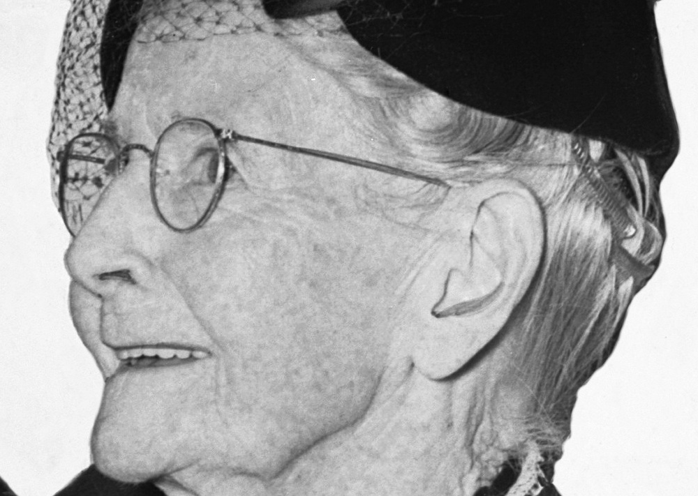 5 znanych osób, które odmieniły swoją karierę, by zrobić coś kreatywnego Anna Mary Robertson Anna Mary Robertson Grandma Moses